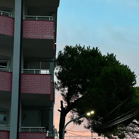 Apartment Gjoleka *
