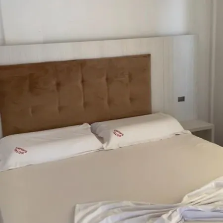 Gjoleka アパート